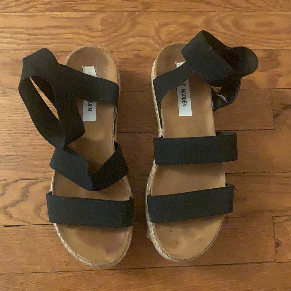 Steve Madden black platform shoes